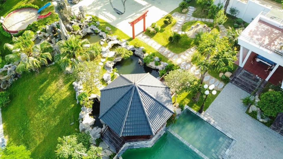 Property building, Swimming pool