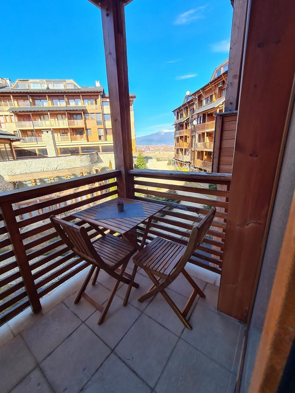 Patio, Natural landscape, View (from property/room), Balcony/Terrace, Dining area, Mountain view