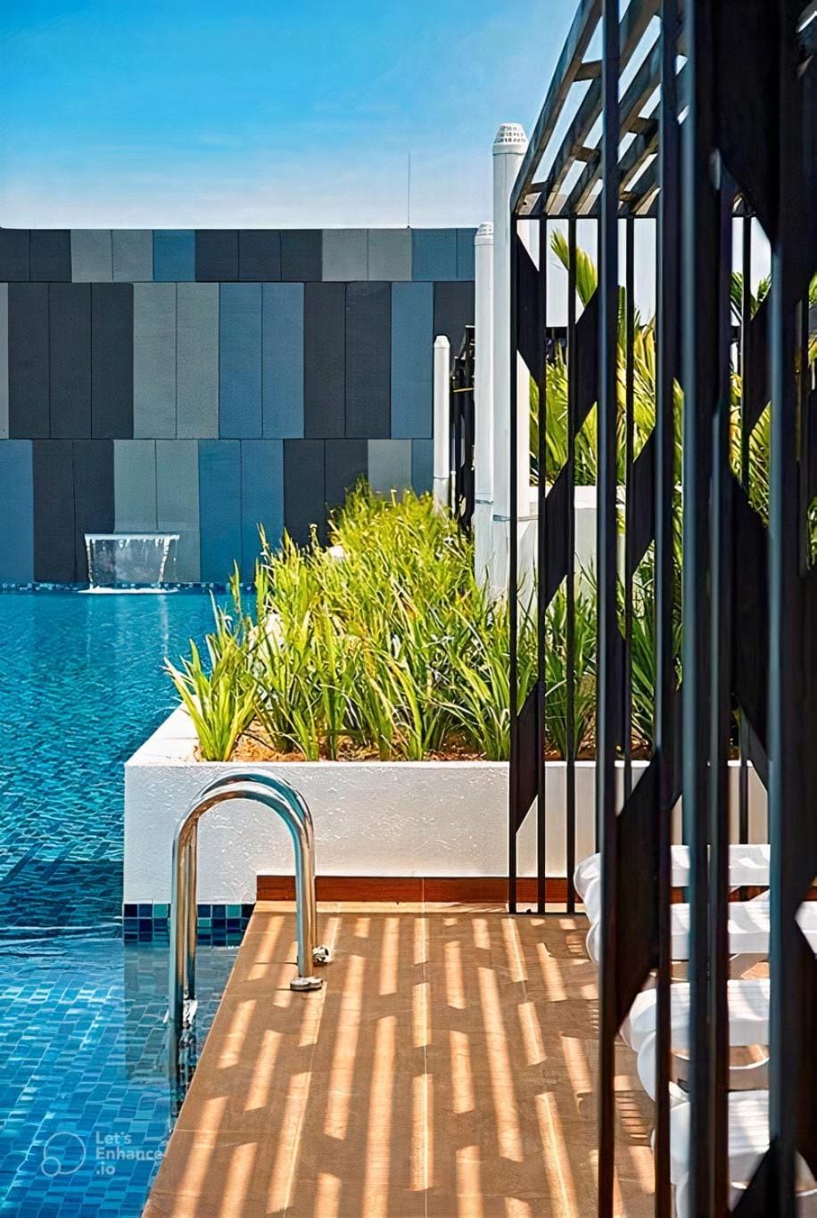 Patio, Day, View (from property/room), Balcony/Terrace, Pool view, Swimming pool, Swimming pool, sunbed