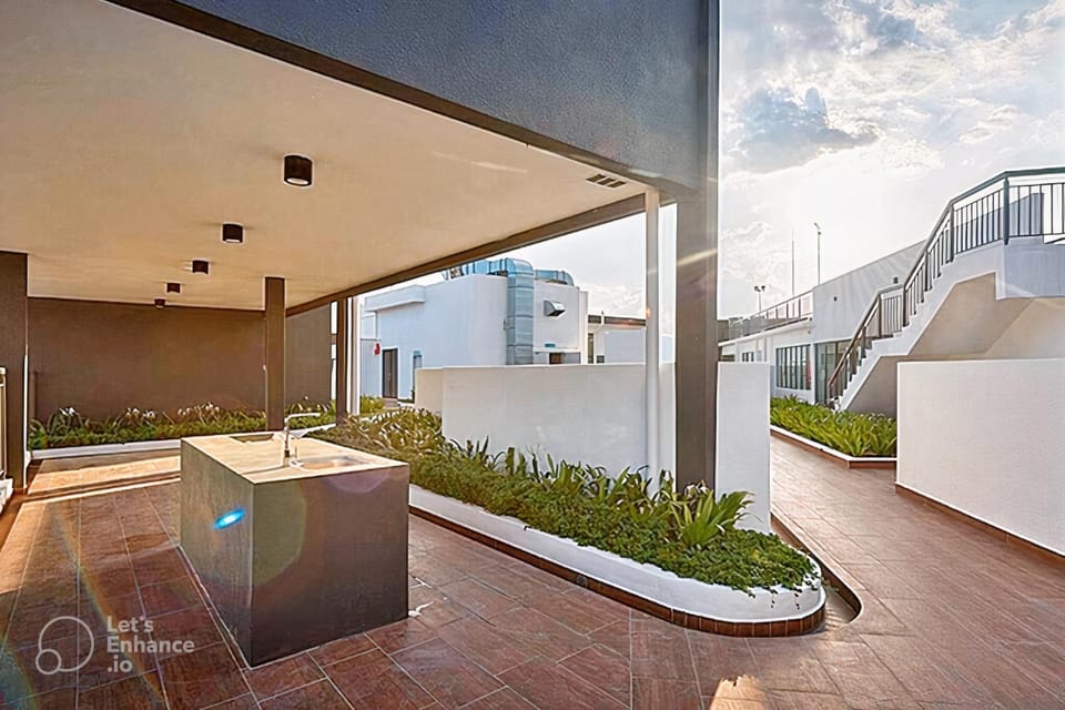 Property building, Patio, Day, BBQ facilities, View (from property/room), Balcony/Terrace