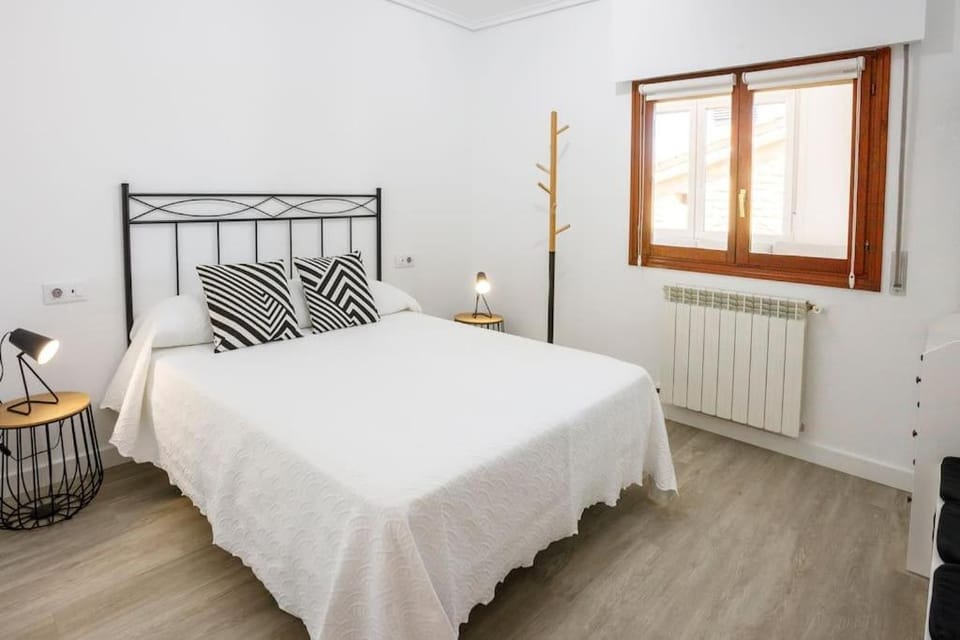 Zaldivar etxea House in La Rioja