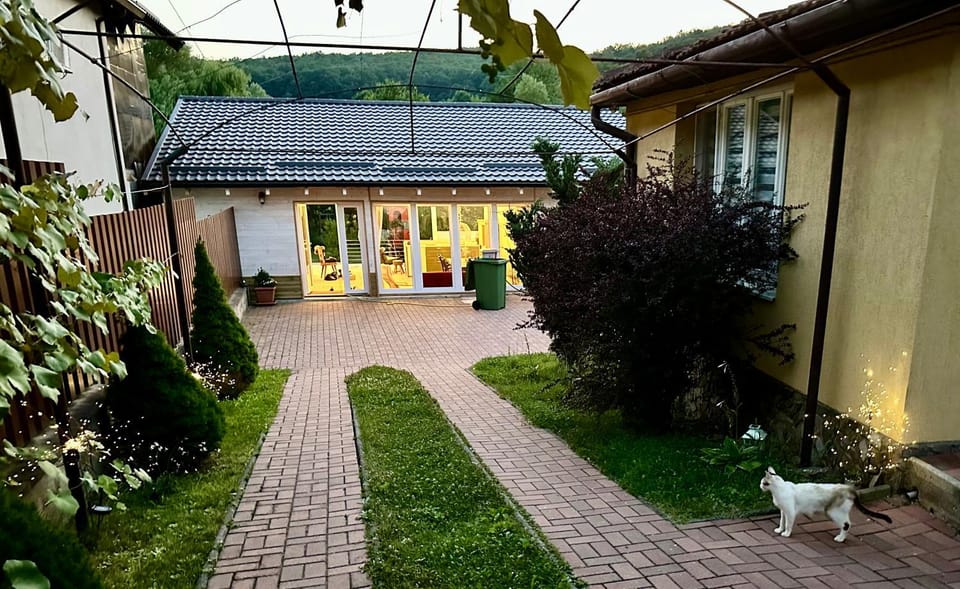 Căsuța Bunicului House in Romania