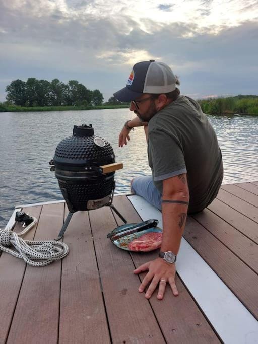 Day, People, Natural landscape, Activities, BBQ facilities, Lake view, group of guests