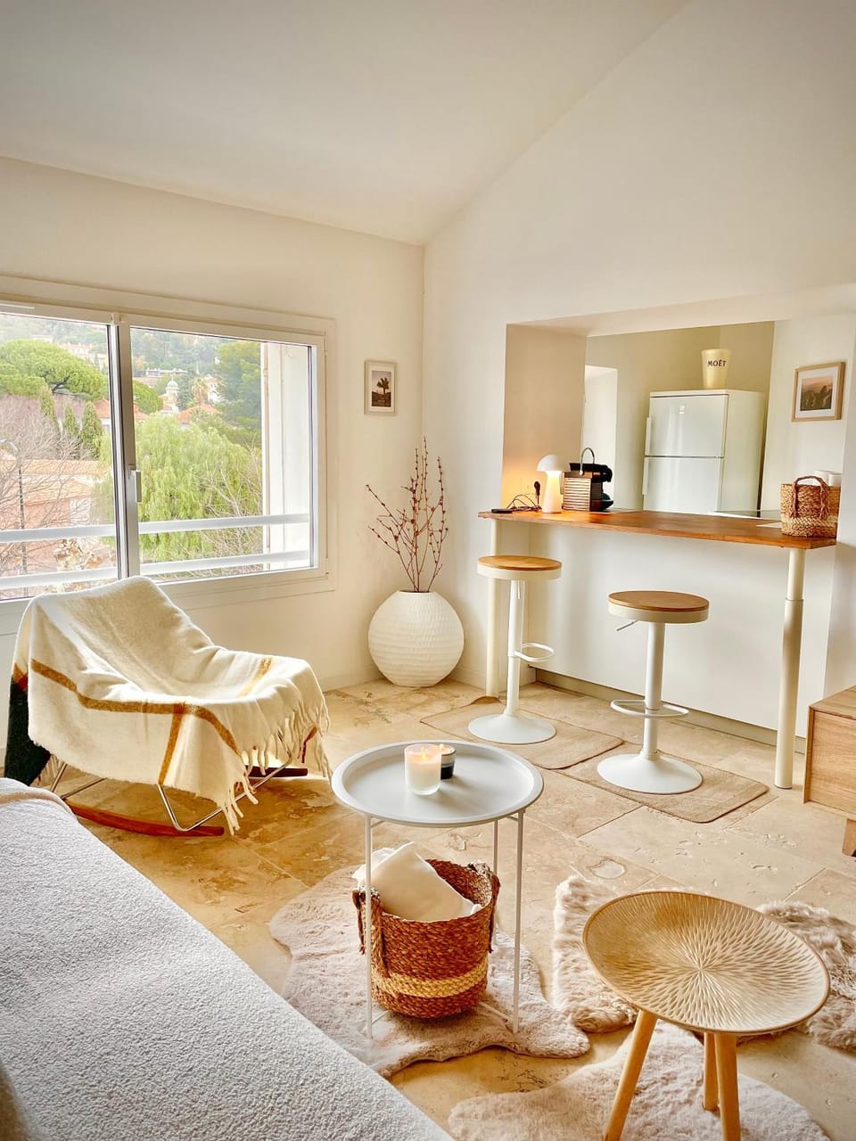 Living room, Lounge or bar
