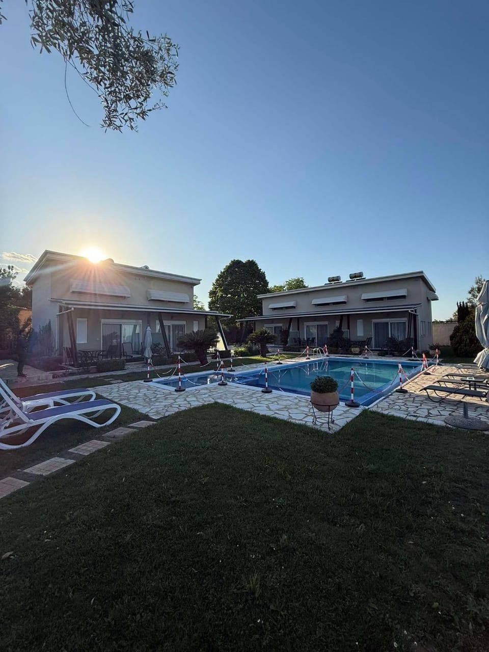 Property building, Pool view