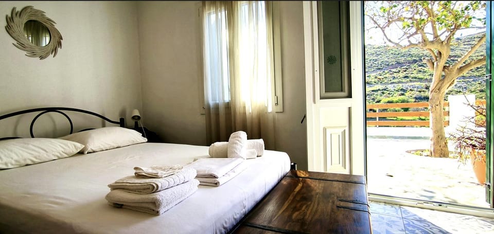 Kythneria House in Kea-Kythnos
