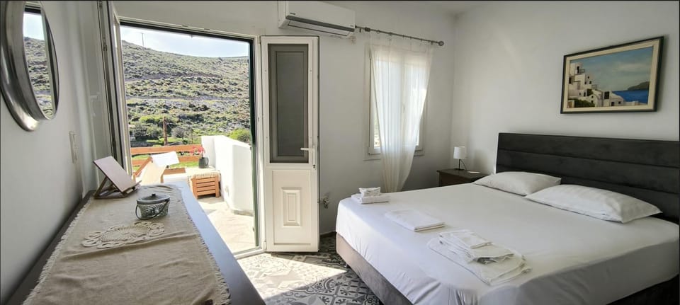 Kythneria House in Kea-Kythnos