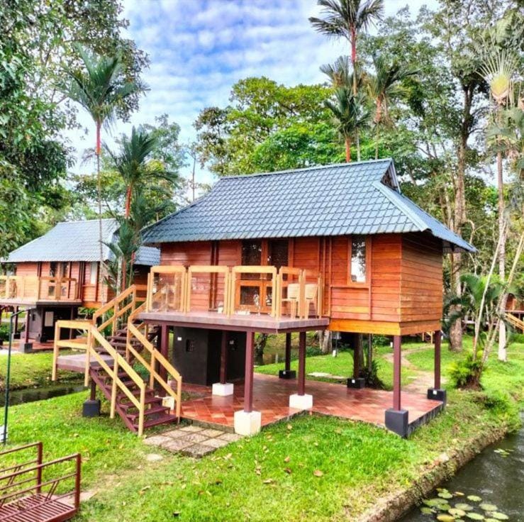 KTDC Water Scapes Resort in Kumarakom