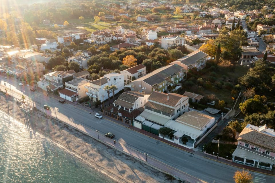 Property building, Neighbourhood, Bird's eye view, Beach, Sea view, Street view, Location, Sunset
