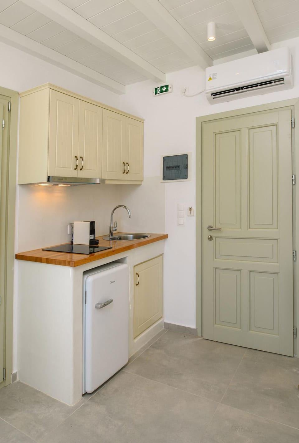 ERISIMO SUITES Apartment hotel in Decentralized Administration of the Aegean