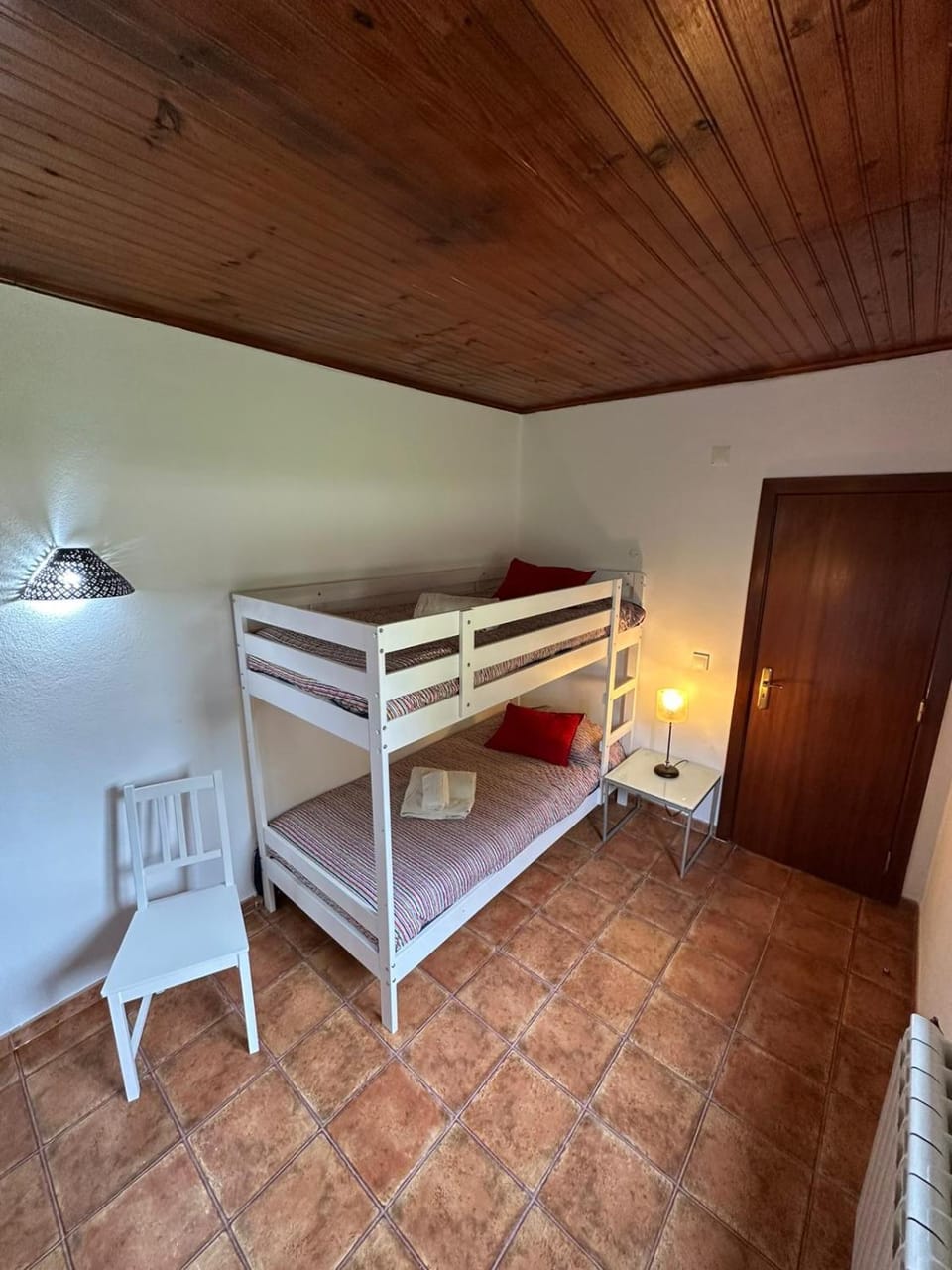 Photo of the whole room, Bedroom, bunk bed
