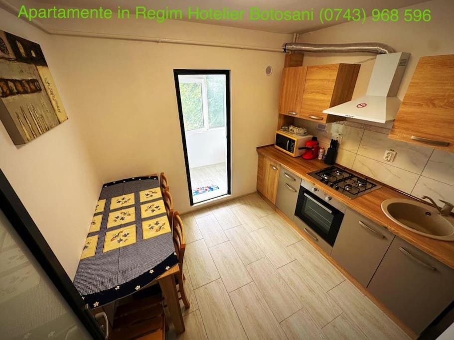 Kitchen or kitchenette, minibar, pet friendly, stove