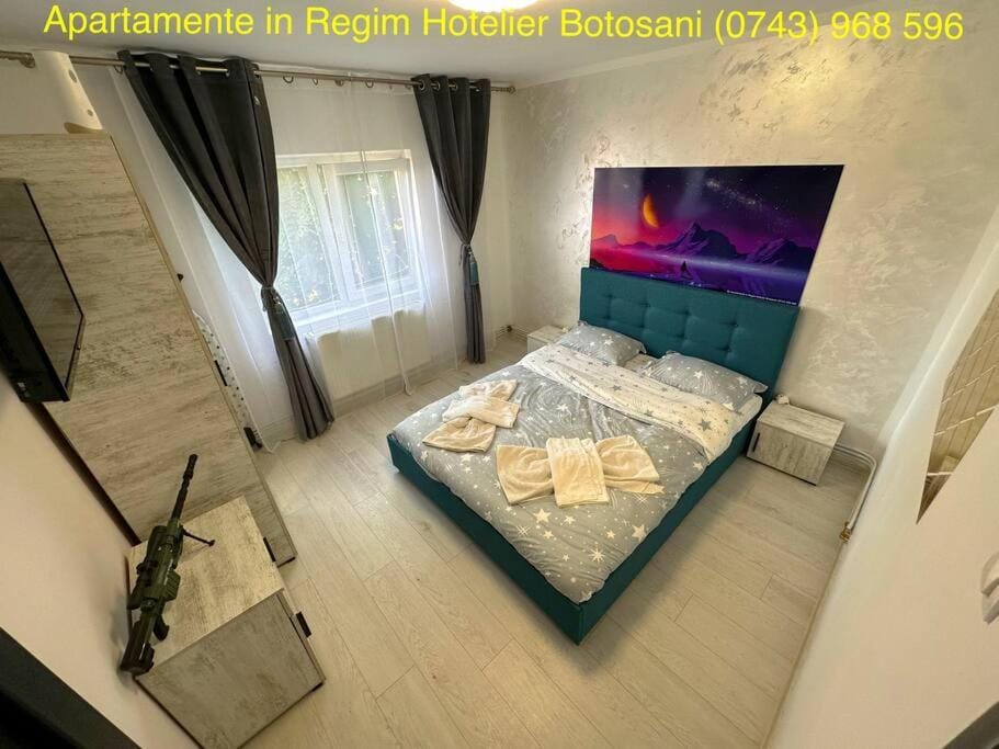 Bed, Photo of the whole room, Bedroom, towels
