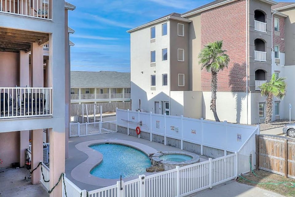 Texas Two Steps From Beach House in North Padre Island