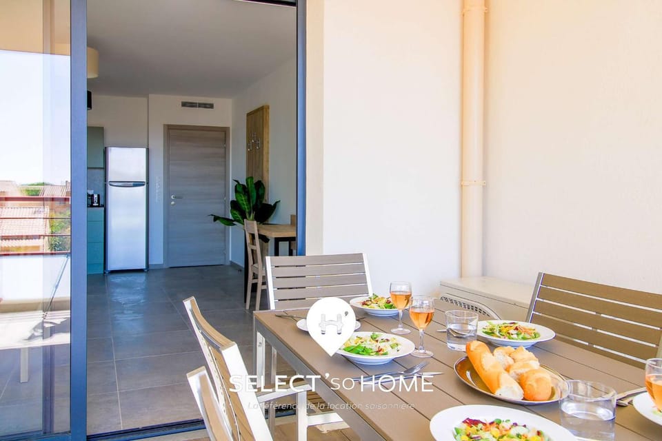 Balcony/Terrace, Dining area