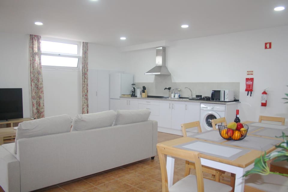 Lugar dos Louros 2 Apartment in Madeira District