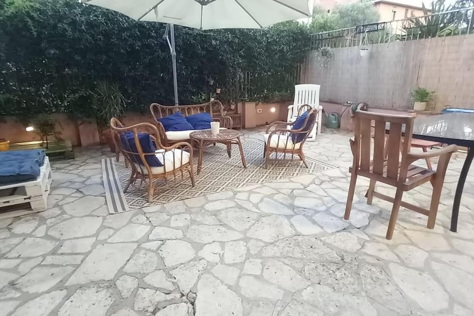 Garden, Balcony/Terrace