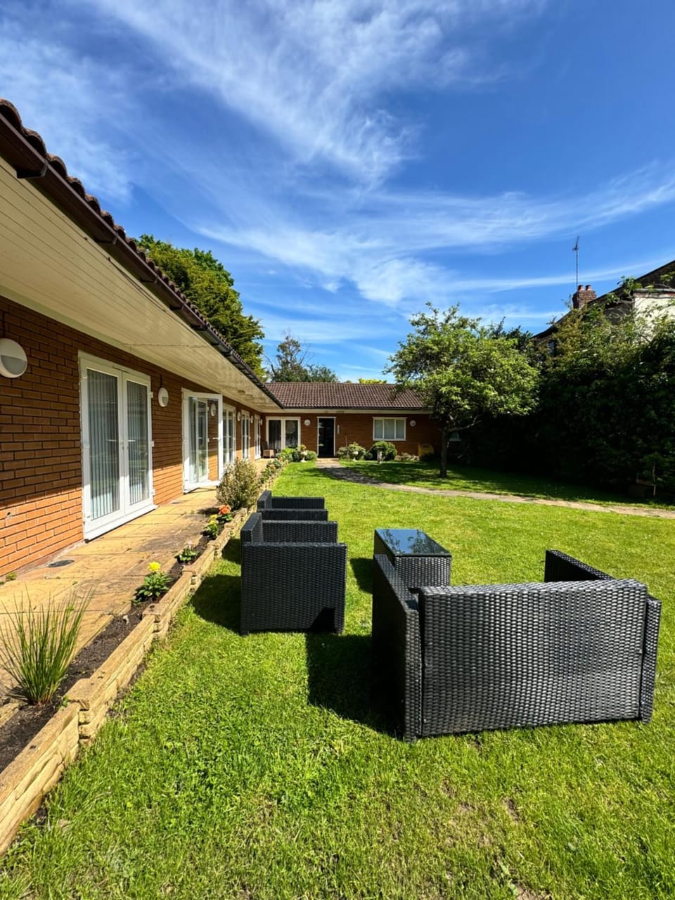 Selborne Studios Off road gated parking Capsule hotel in Coventry