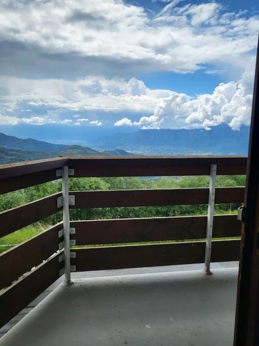 Balcony/Terrace, Mountain view