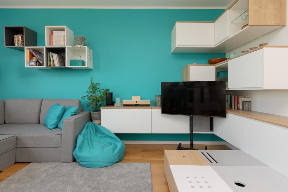 Communal lounge/ TV room, Living room