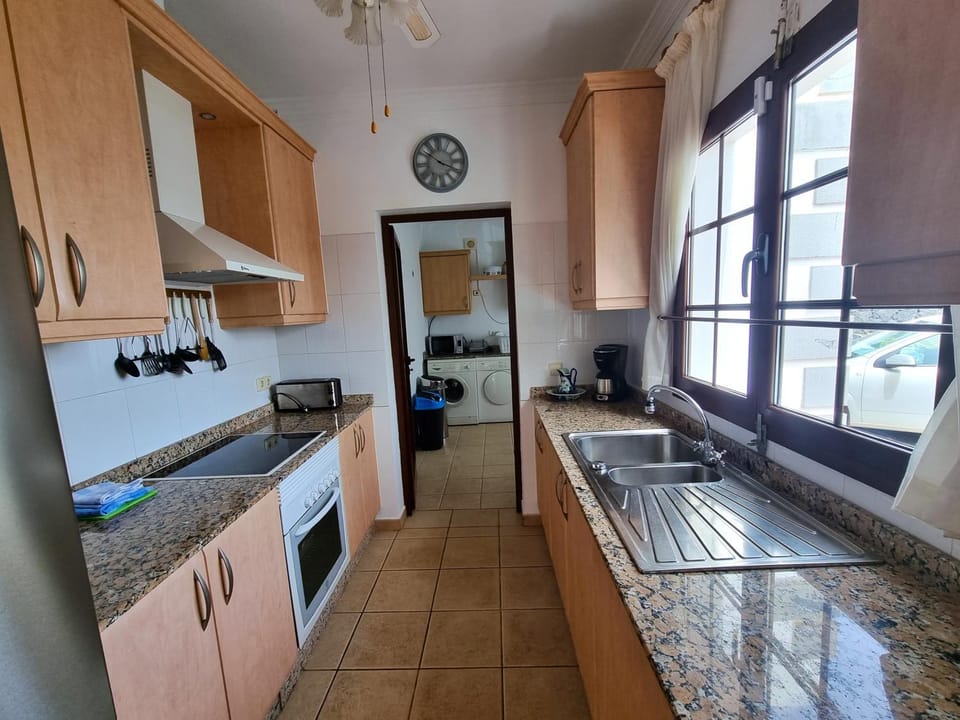 Kitchen or kitchenette, kitchen