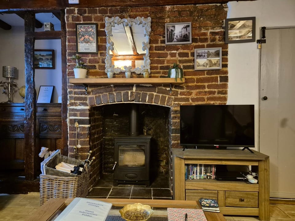 Shoemakers Cottage, Halesworth House in Halesworth