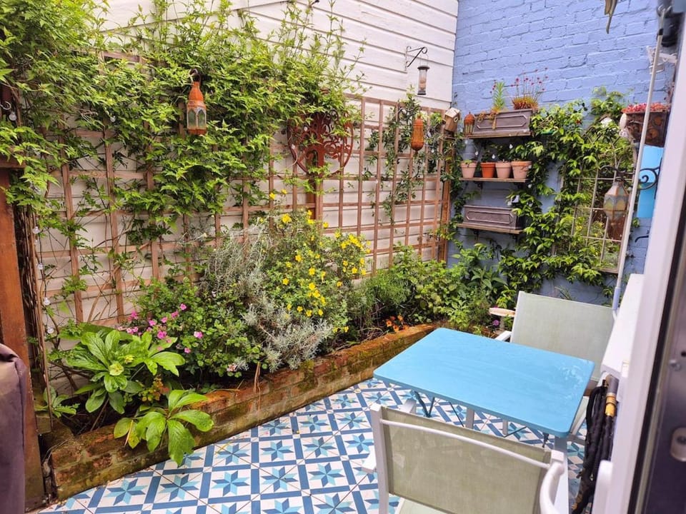 Shoemakers Cottage, Halesworth House in Halesworth