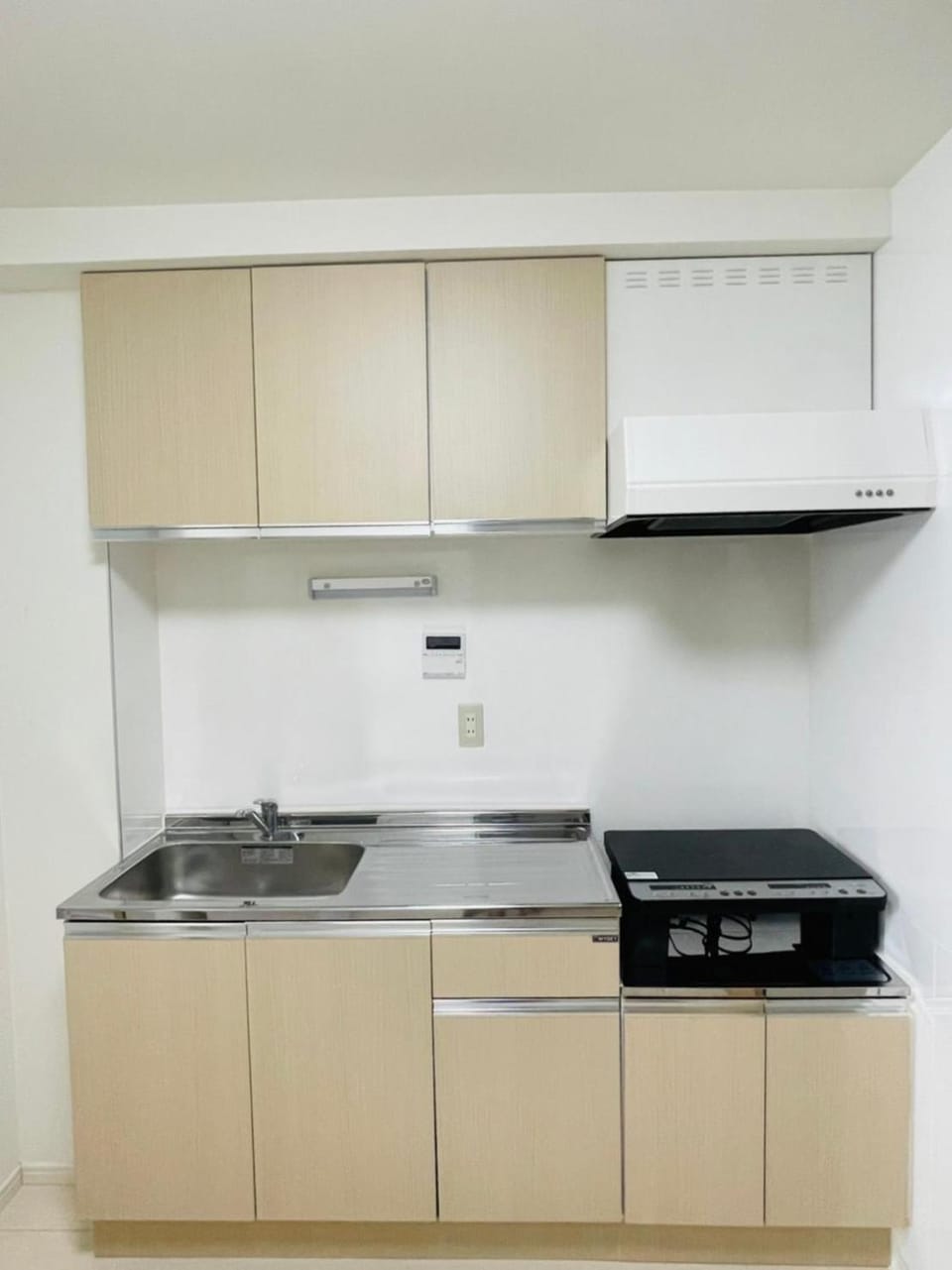 RAVIHE YONEGAHAMA l 米が浜通 Apartment in Yokosuka