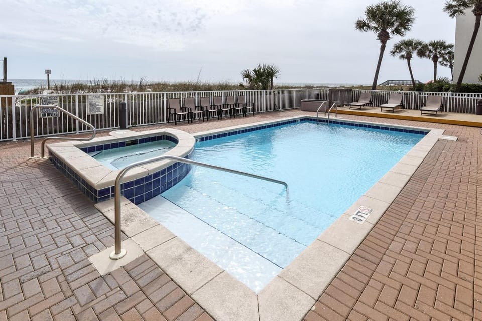 Sea Dunes 302 - Seaglass Suites House in Okaloosa Island