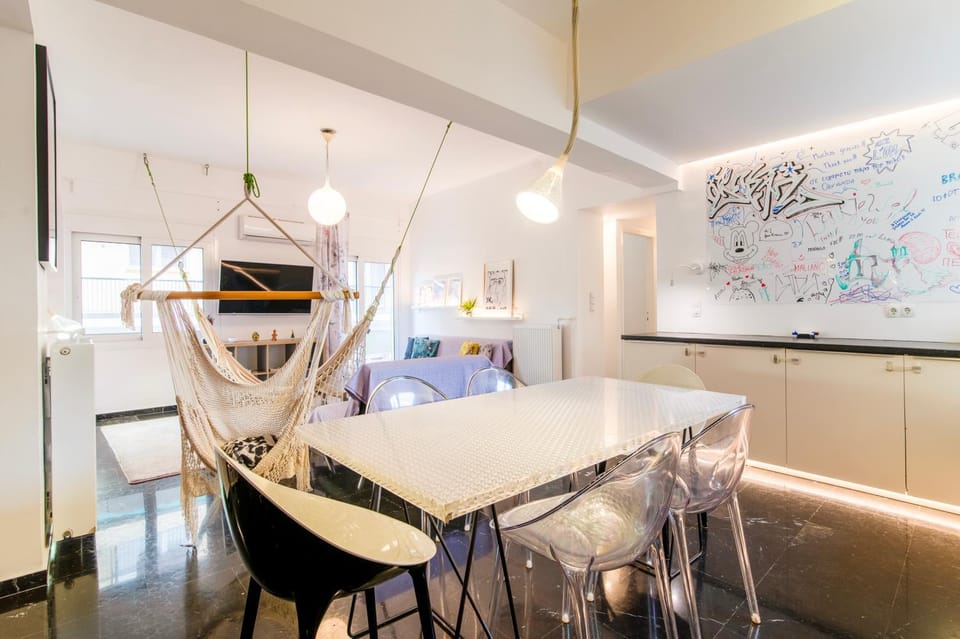 A35 Posh Live like a local Exarchia & Kolonaki Apartment in Athens