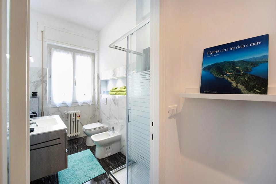 Il ciliegio di Miki Apartment in Genoa