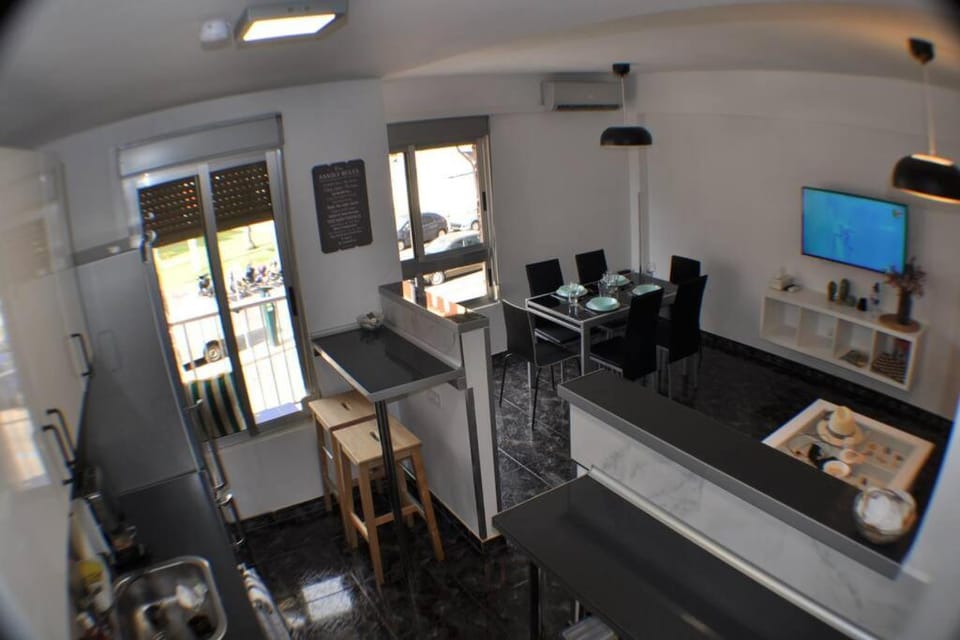 Spacious, 2 BR/2 BA, 3 Min walk to the beach Apartment in Cullera