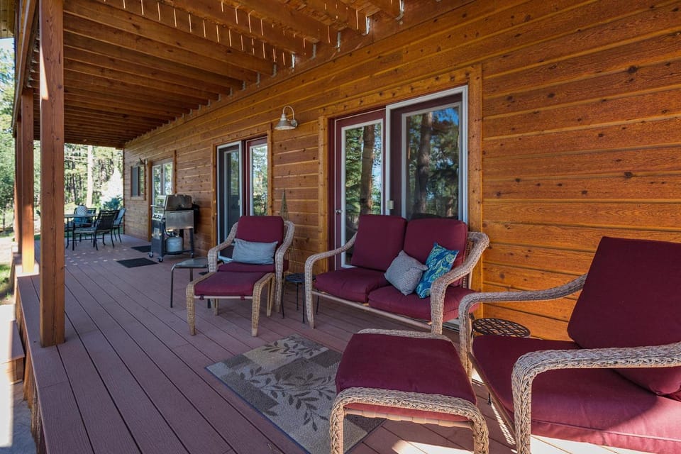 1688 Nusbaum - Main House 3 Bedroom House in La Plata County
