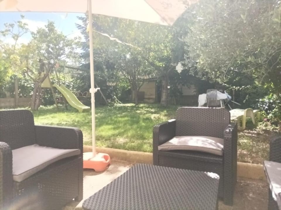 Patio, Garden