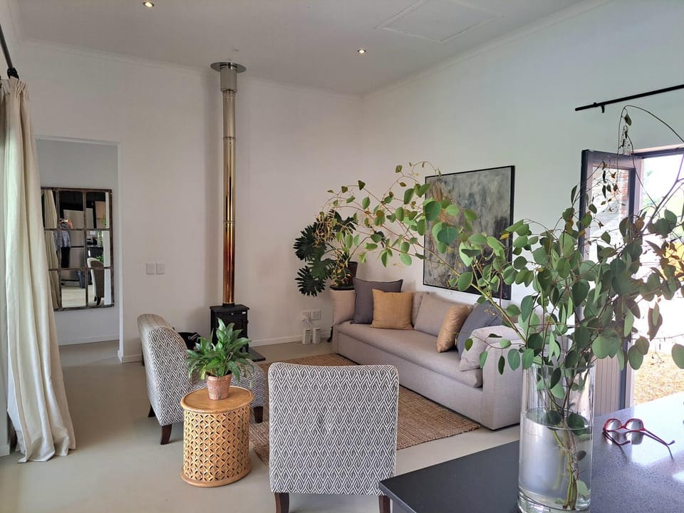 Living room, Seating area, flat iron