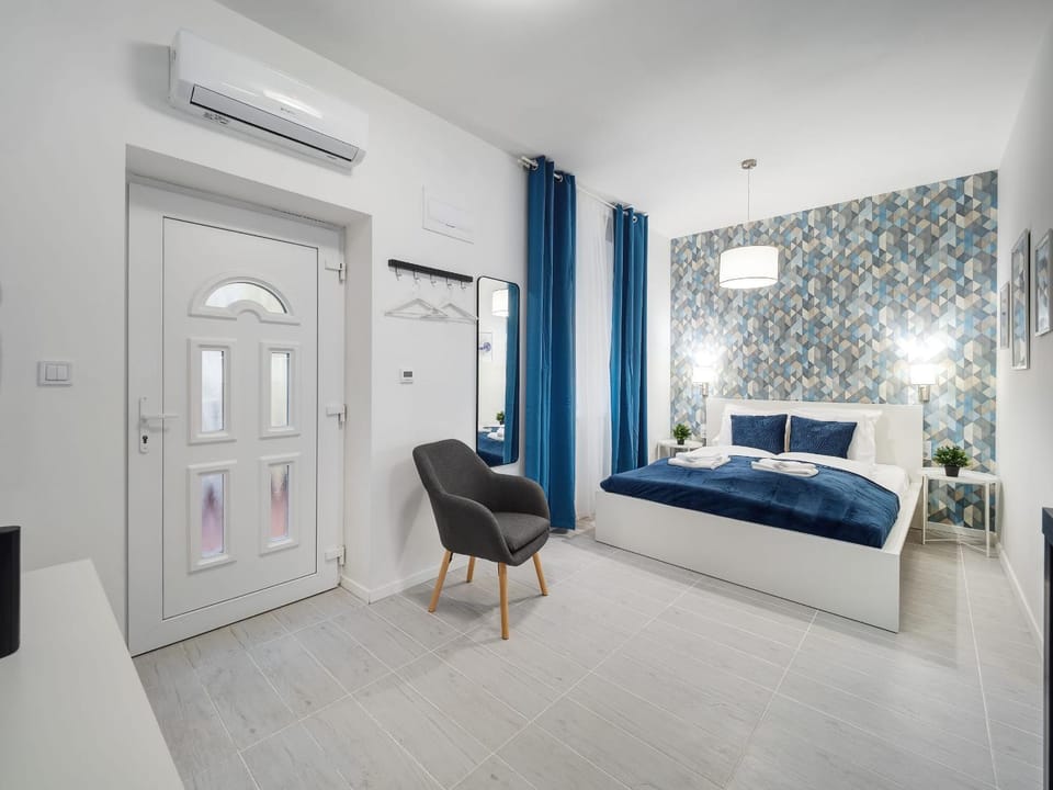 Central and New apartment with AC Apartment in Budapest