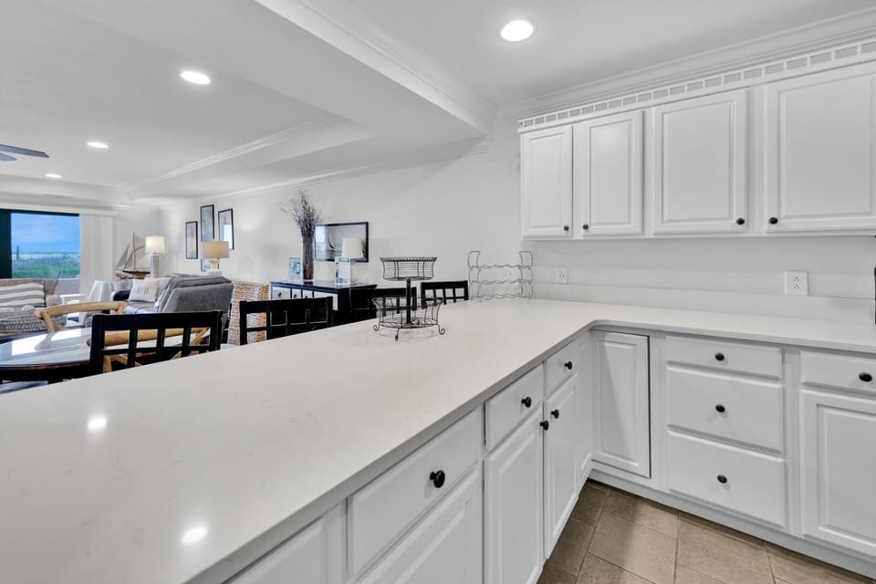 Aegean 104 - Updated Aegean Gulf Front Property House in Destin