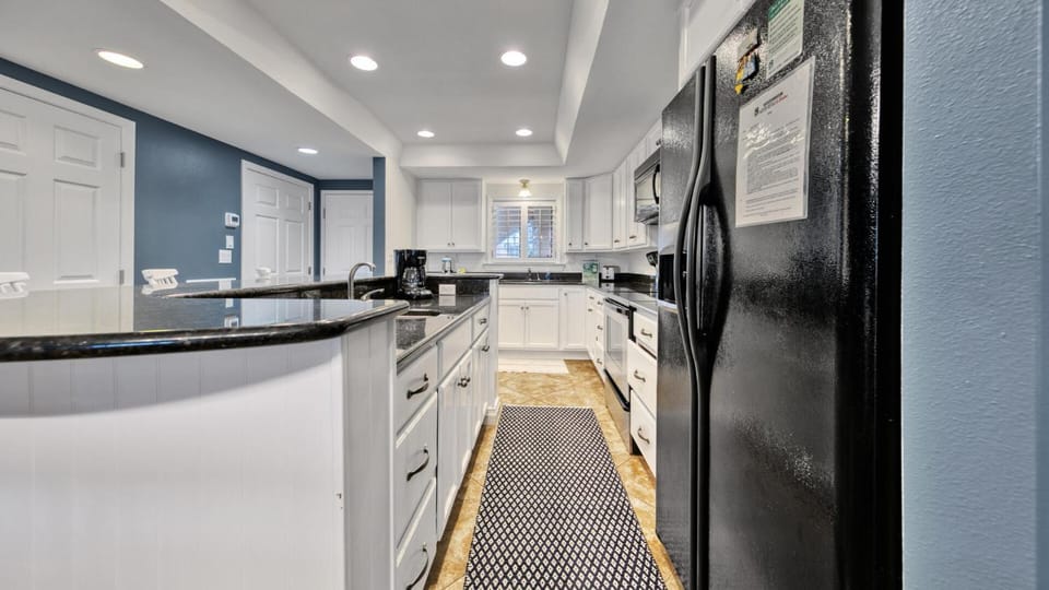 Aegean 105 - Updated Beach Front Rental on Holiday Isle House in Destin