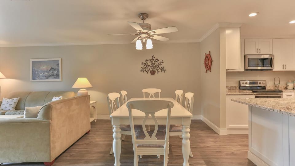 Aegean 213 - Beautiful 2 bedroom 2 bath House in Destin
