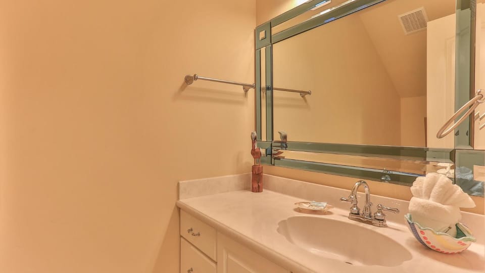 Aegean 314 - Beautiful Gulf Views With Newly Updated Kitchen House in Destin