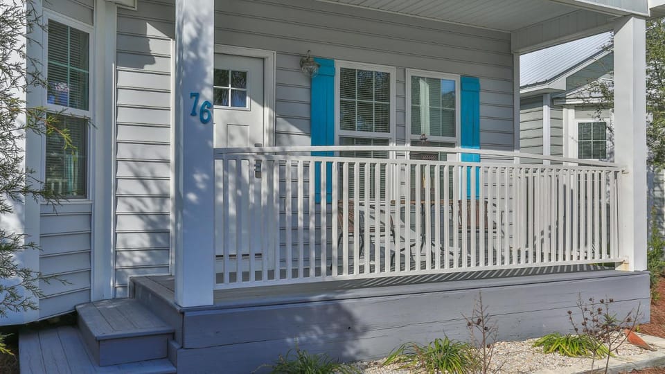 After Dune Delight - 3 blocks to the beach less than a mile to Seaside! House in South Walton County