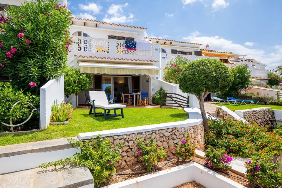 Apartamento Buganvilla B5 Apartment in San Jaime Mediterráneo