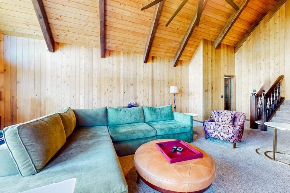 Jackalope Lodge House in Lake Arrowhead