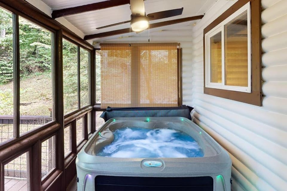 Mountain Dreams House in Swain County