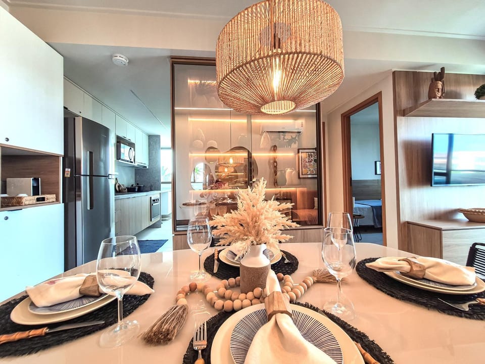 Kitchen or kitchenette, Food and drinks, Decorative detail, Dining area, Food, minibar