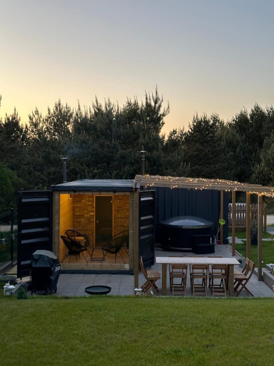 BBQ facilities, Garden, Sauna