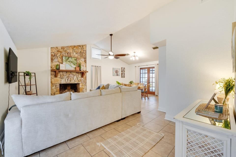 Winter Haven Retreat w/ Private Pool! House in Winter Haven