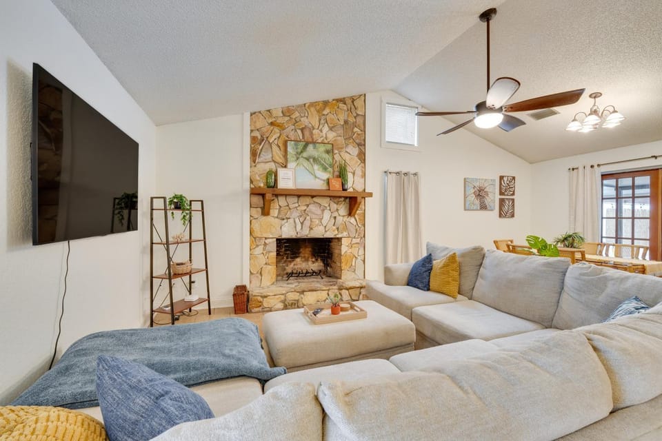 Winter Haven Retreat w/ Private Pool! House in Winter Haven