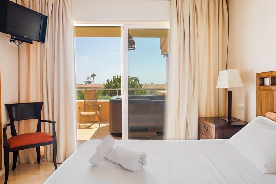 Balcony/Terrace, Photo of the whole room, Bedroom