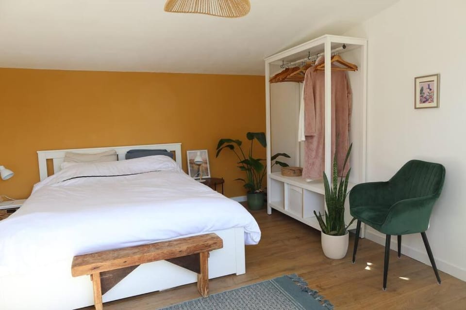 Bed, Bedroom, wardrobe